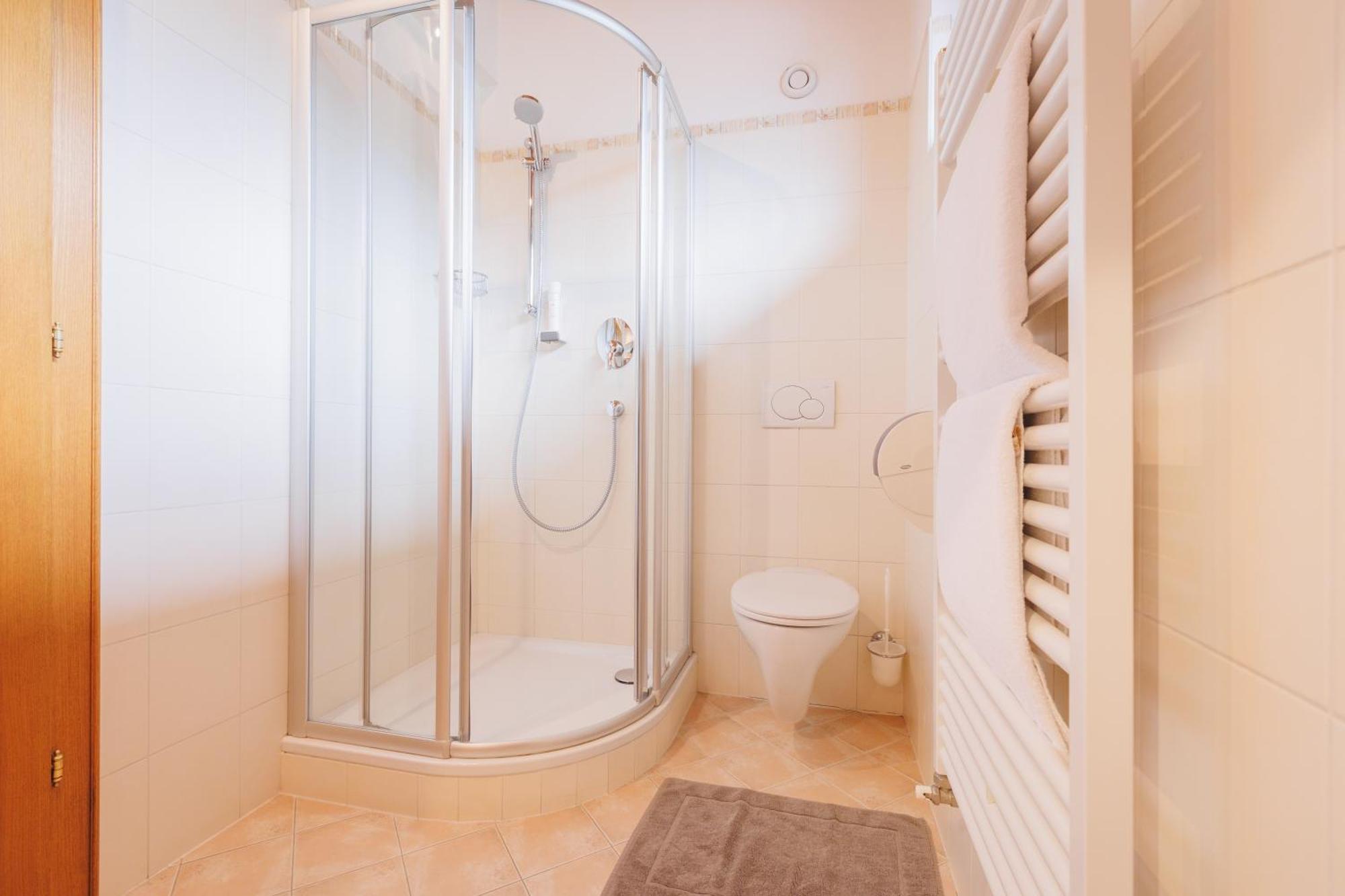 Hin&Weg Das Aparthotel Ried im Zillertal Ngoại thất bức ảnh