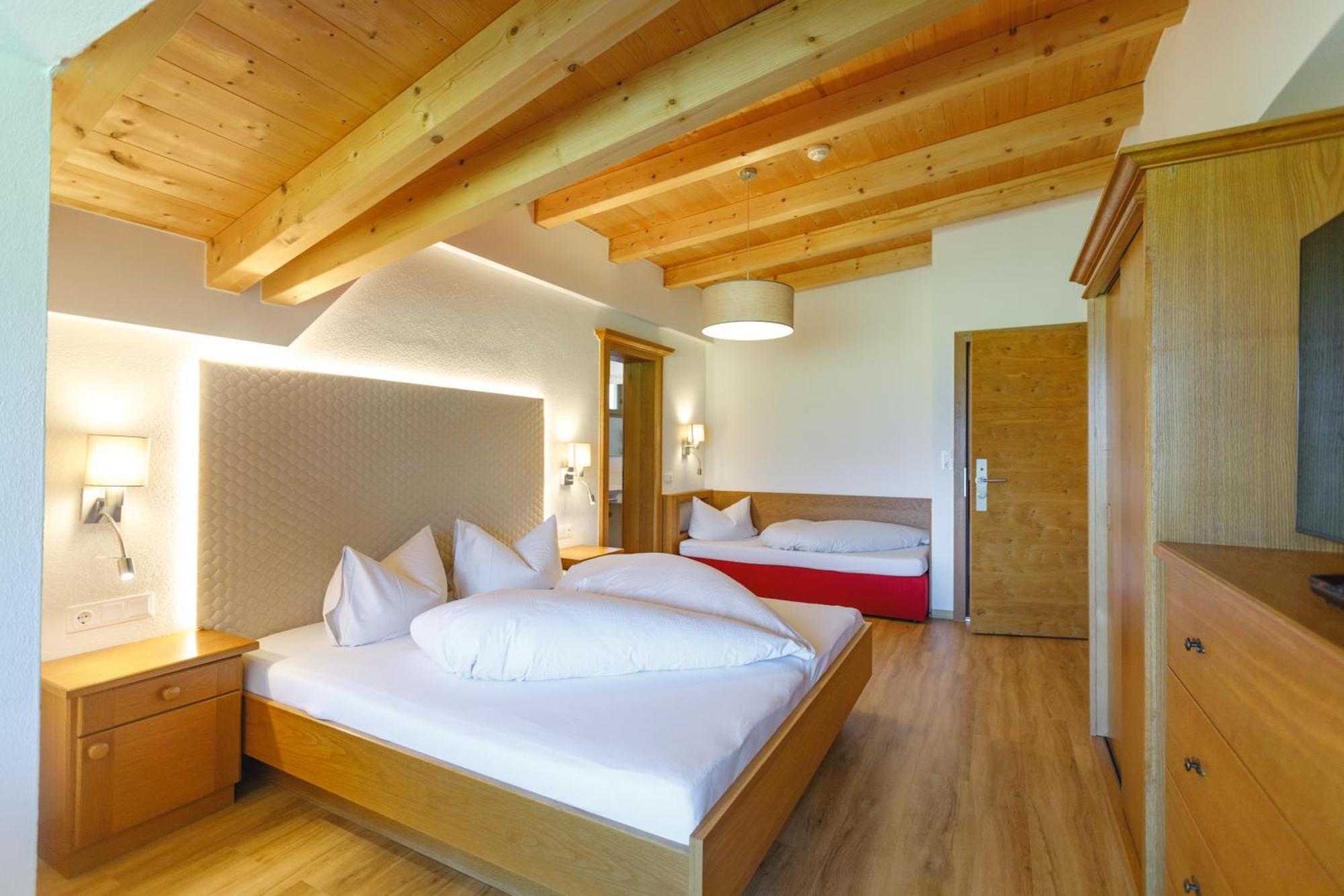 Hin&Weg Das Aparthotel Ried im Zillertal Ngoại thất bức ảnh