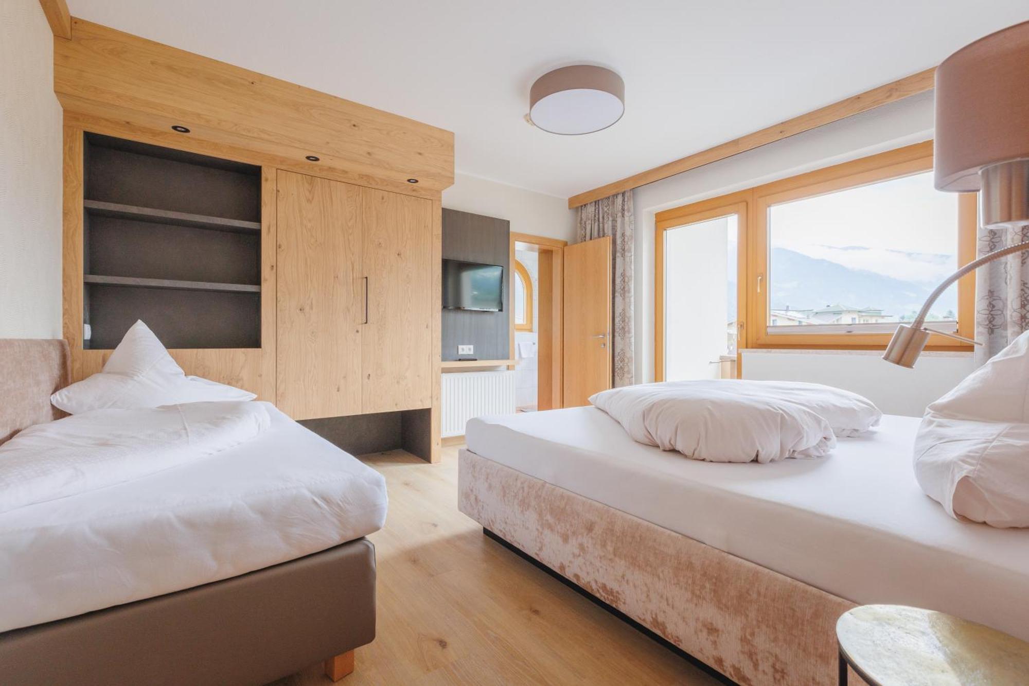 Hin&Weg Das Aparthotel Ried im Zillertal Ngoại thất bức ảnh