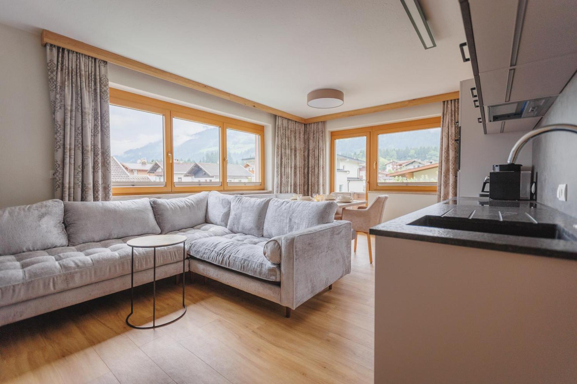 Hin&Weg Das Aparthotel Ried im Zillertal Ngoại thất bức ảnh