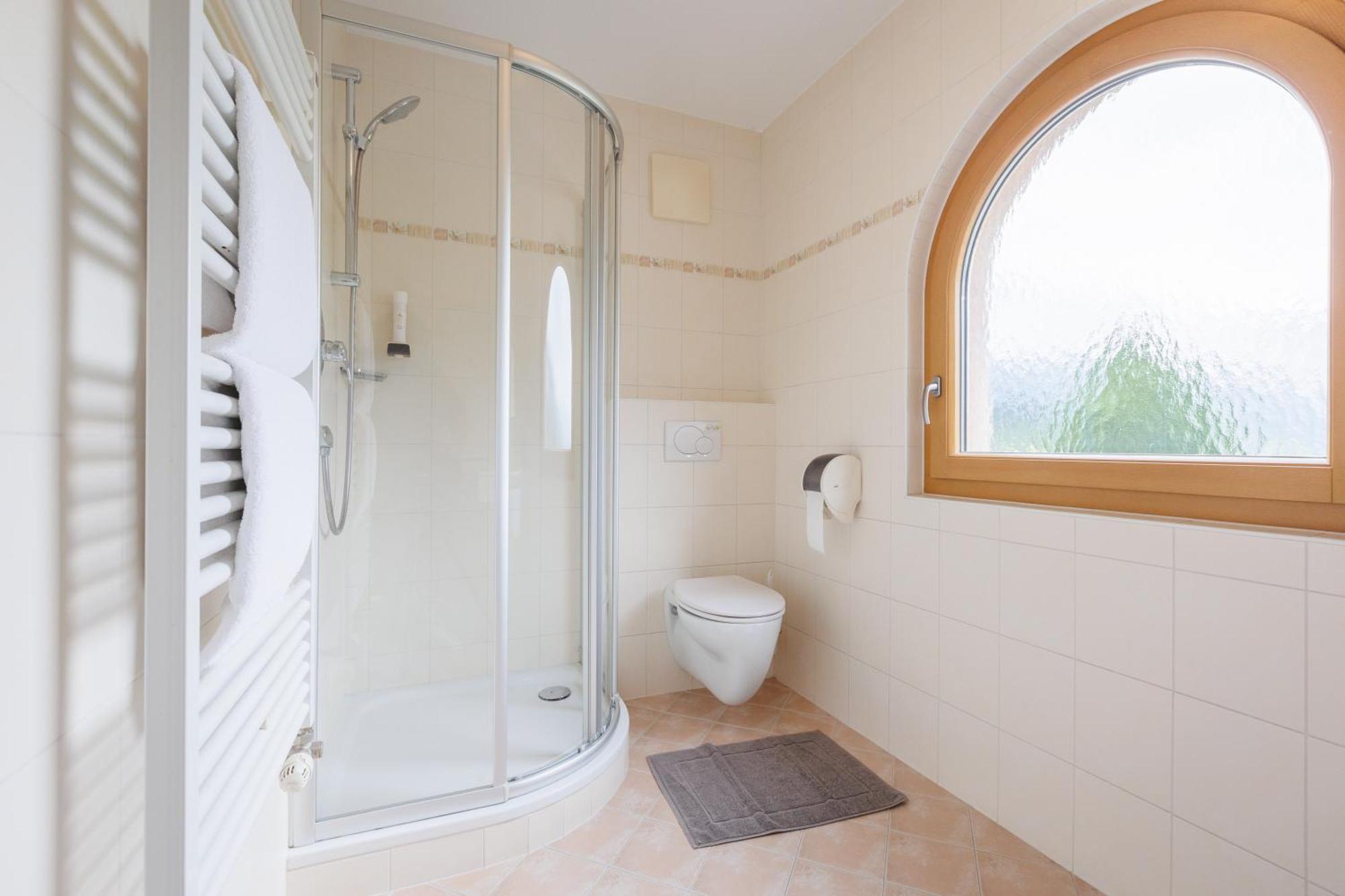 Hin&Weg Das Aparthotel Ried im Zillertal Ngoại thất bức ảnh